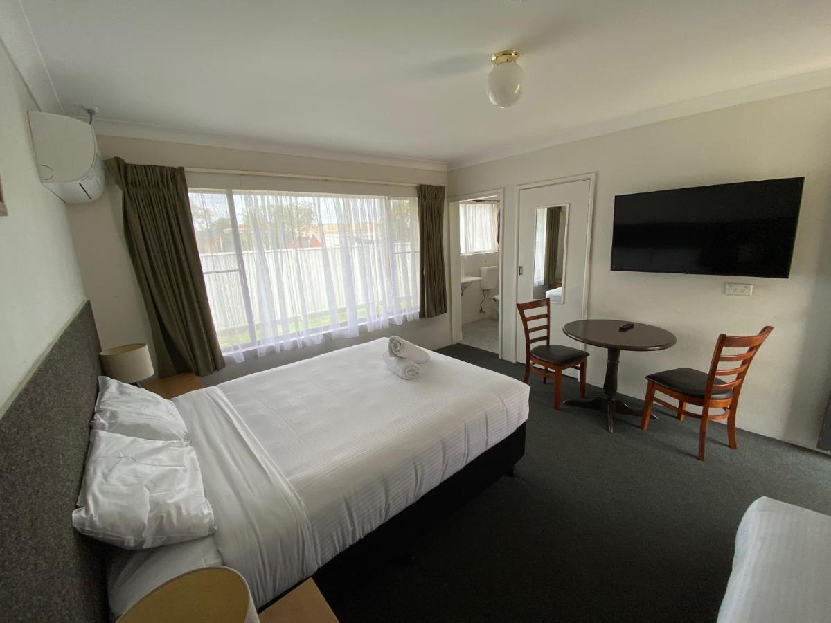 Hanging Rock Family Motel Batemans Bay Exterior foto